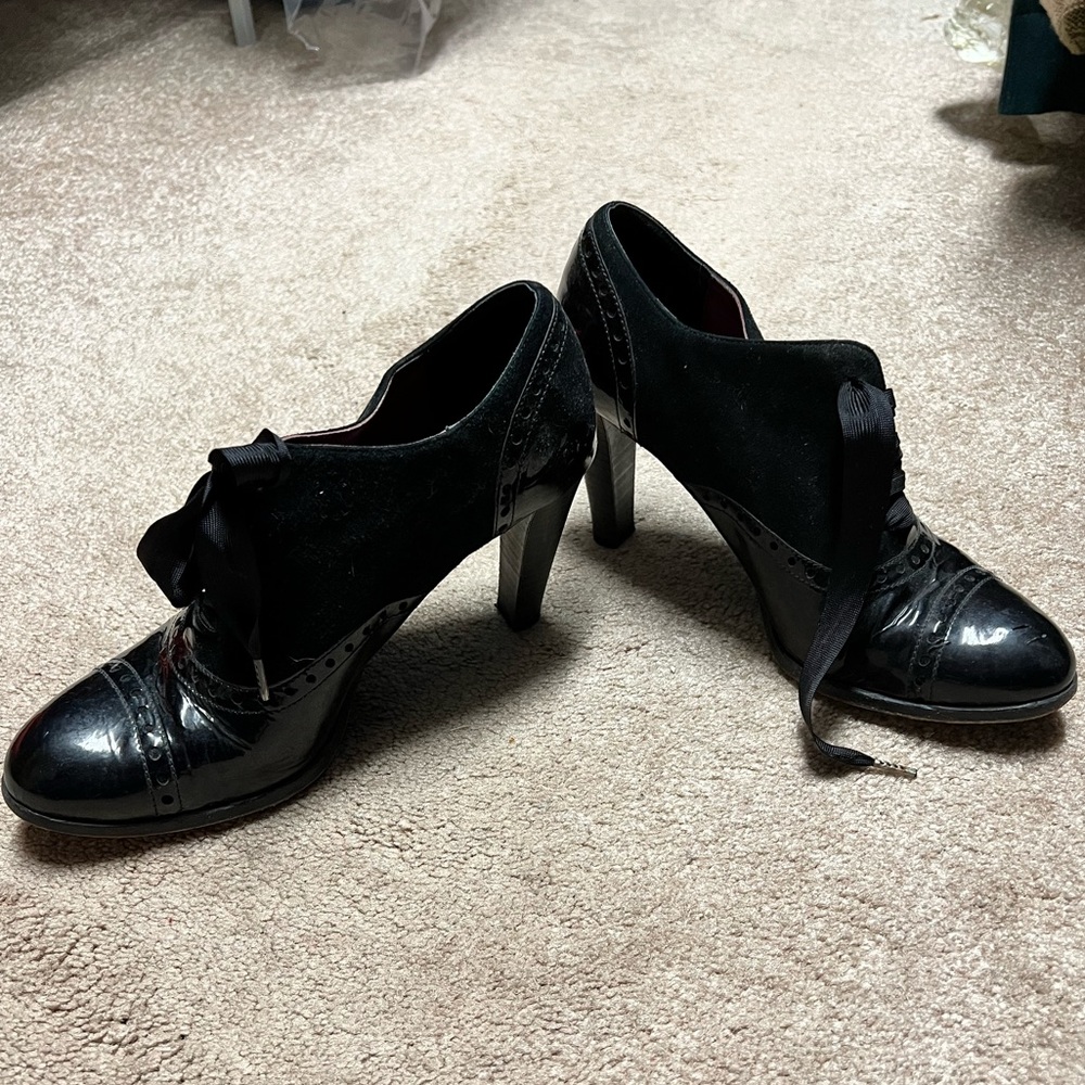 Coach Black Patent Leather and Suede Heels Size 8.5